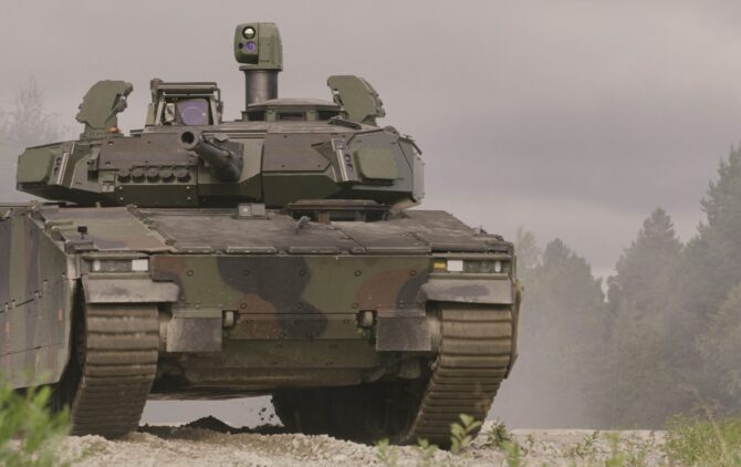 iron_fist_cv90_0